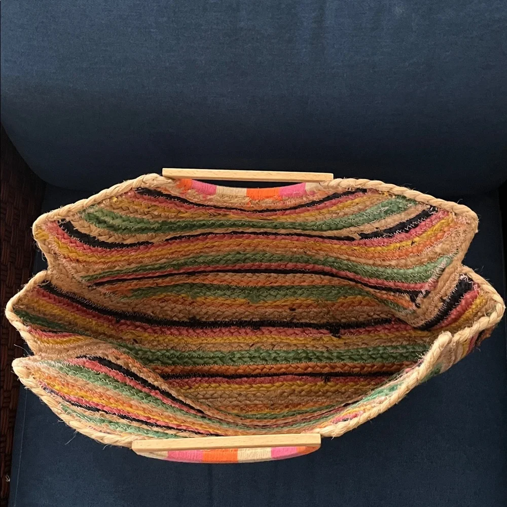 Shirtless Chicago rainbow jute purse wood handles beach vacation resort Boho